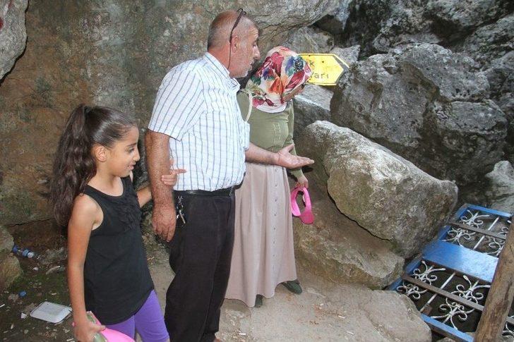 Serinlemek İsteyen Buzluk Mağarasına Geliyor G4