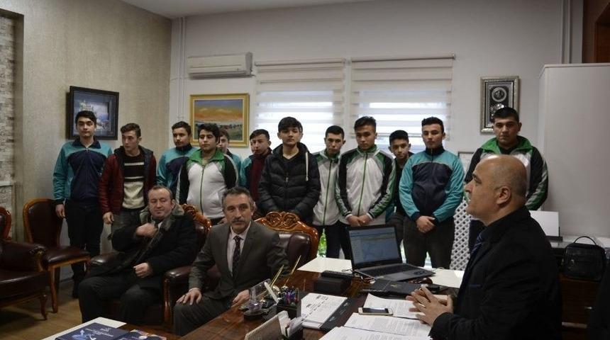 Dereceye Giren Sporcular &Ouml;d&uuml;llendirildi