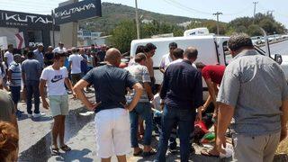 Bodrum’da Karşı Şeride Geçen Forklift Hafif Ticari Araçla Çarpıştı: 3 Yaralı