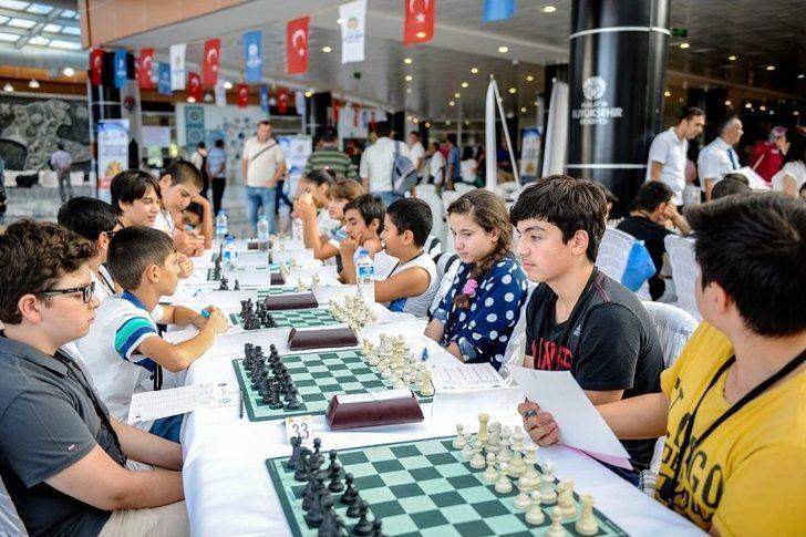 Uluslararası Altın Kayısı Satranç Turnuvası Başladı G4