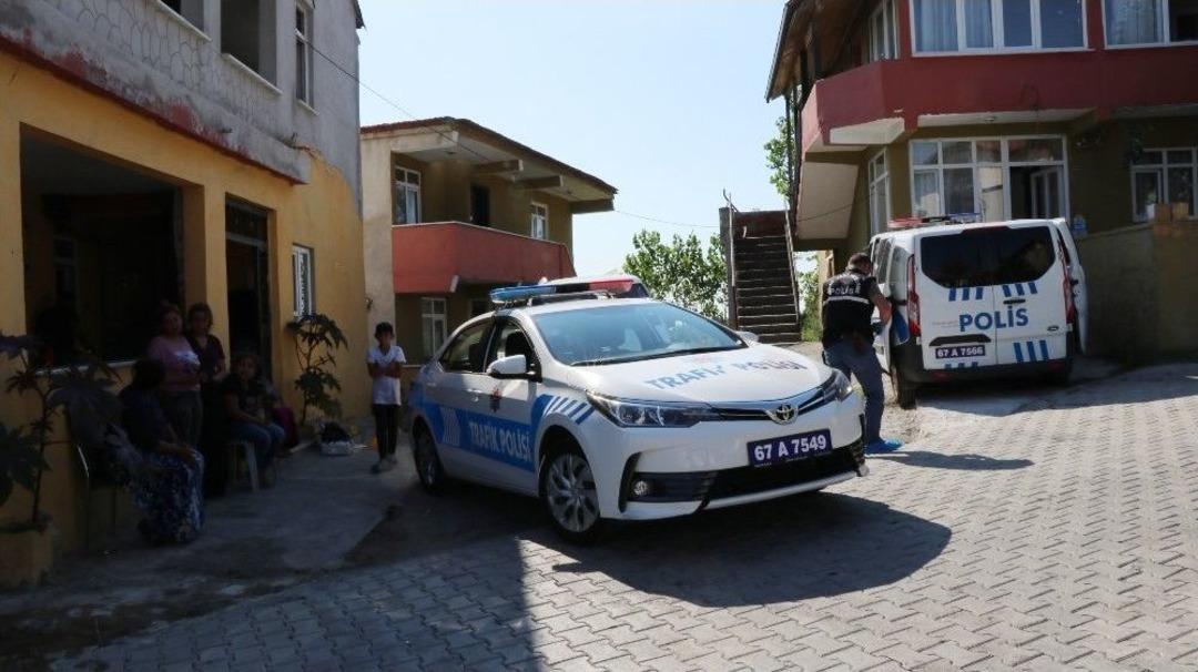 Pompalı T&uuml;fekle Bastığı Evde 1 Kişiyi &Ouml;ld&uuml;rd&uuml;, 6 Kişiyi Yaraladı