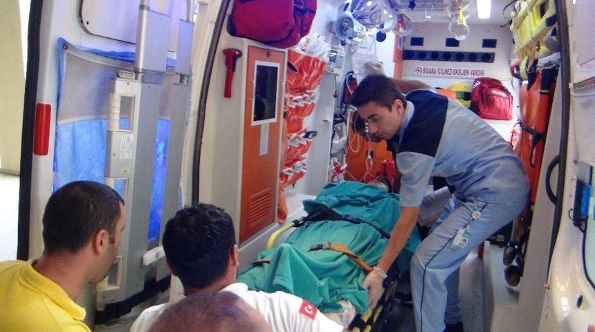 Gencin &Ccedil;alışır Vaziyetteki &Ccedil;amaşır Makinesine Kaptırdığı Eli Koptu