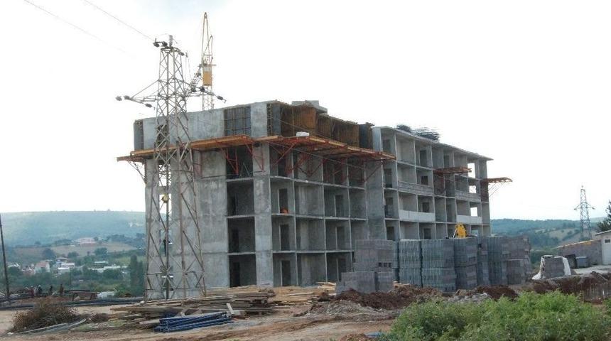 Bayrami&ccedil;&rsquo;te İnşaattan D&uuml;şen İş&ccedil;i Yaralandı