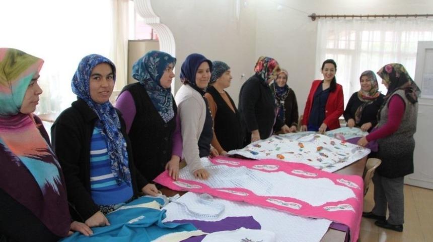 İskenderun Belediyesi El Sanatları Kurslarına Yoğun İlgi