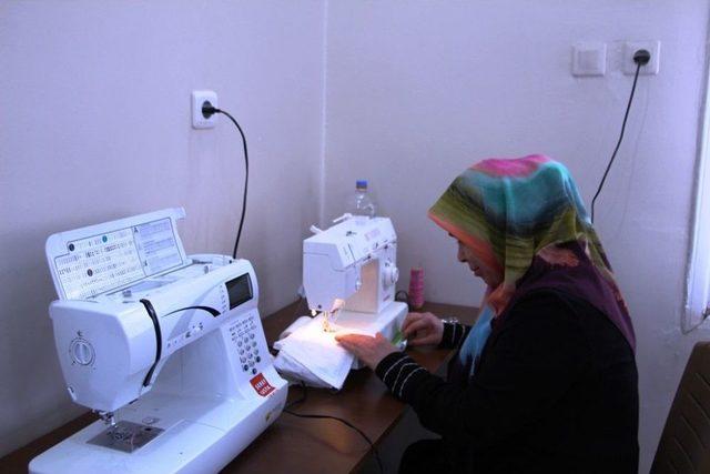 İskenderun Belediyesi El Sanatları Kurslarına Yoğun İlgi 1