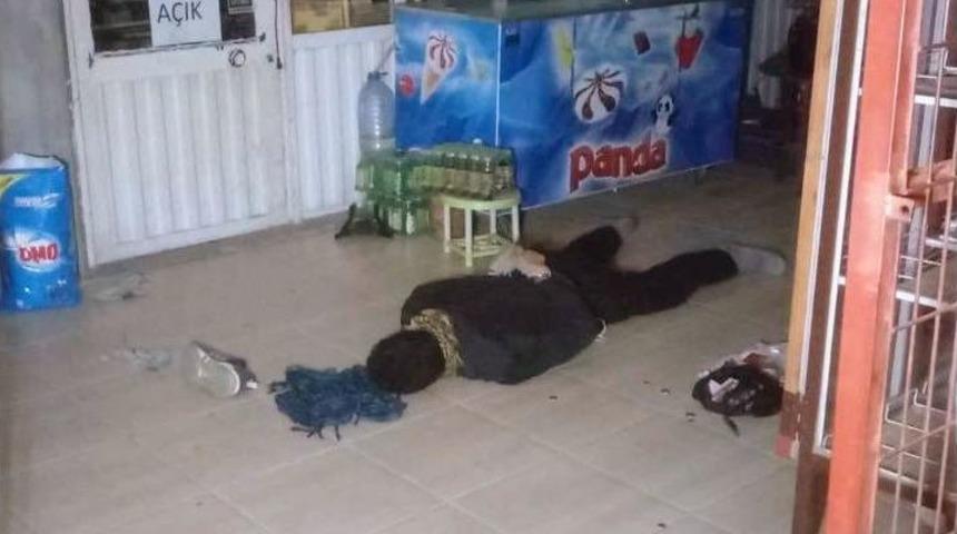 İzmir&rsquo;de İki Hırsız Su&ccedil;&uuml;st&uuml; Yakalandı