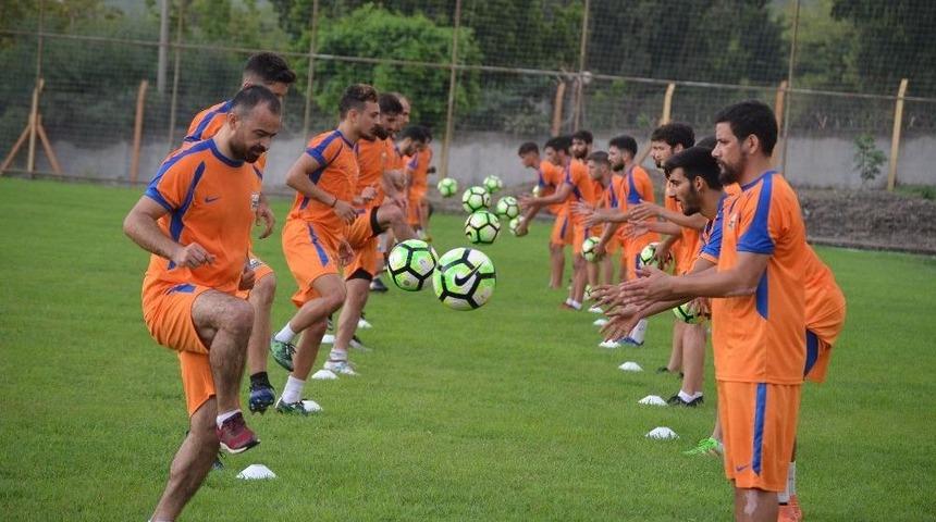 İskenderun Belediye Spor Taraftarlarıyla Buluştu