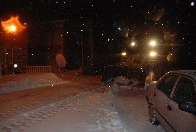 Tokat’ta Kar Yağışı Ve Tipi Ulaşımı Olumsuz Etkiliyor