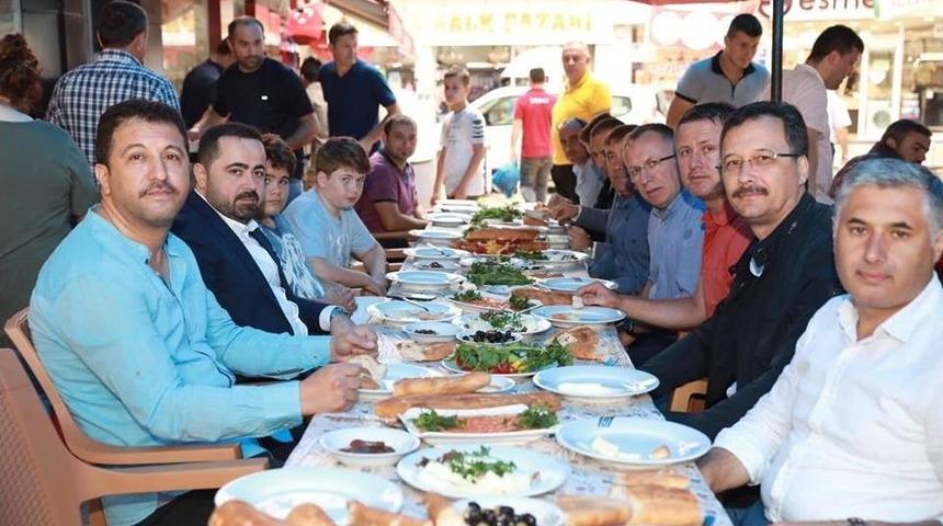 Başkan Aktepe Halk Sofrasında