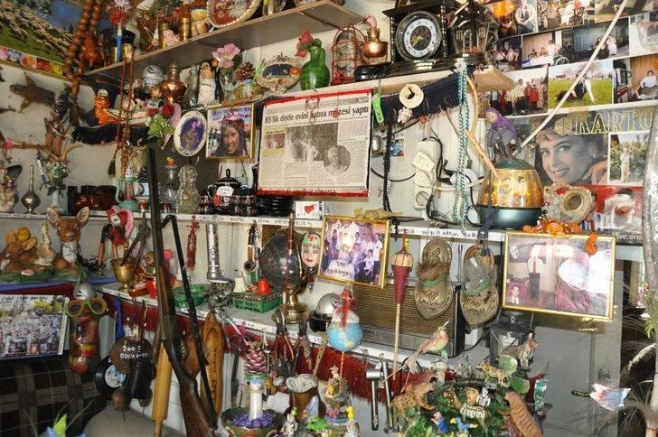 54 Yıldır Topladığı Hatıralarla Evini Müzeye Dönüştürdü G3