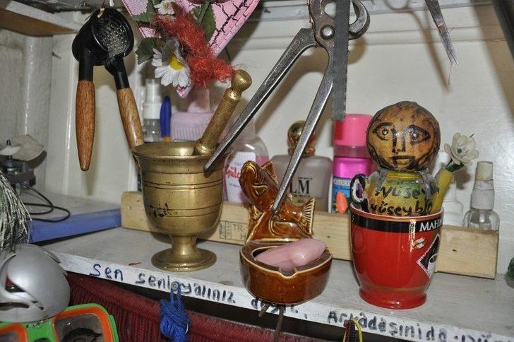 54 Yıldır Topladığı Hatıralarla Evini Müzeye Dönüştürdü G4