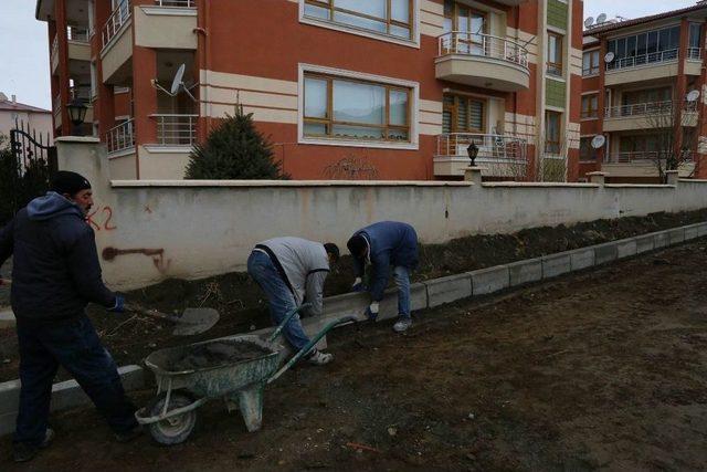 Kırklar Caddesinde Çalışmalar Devam Ediyor