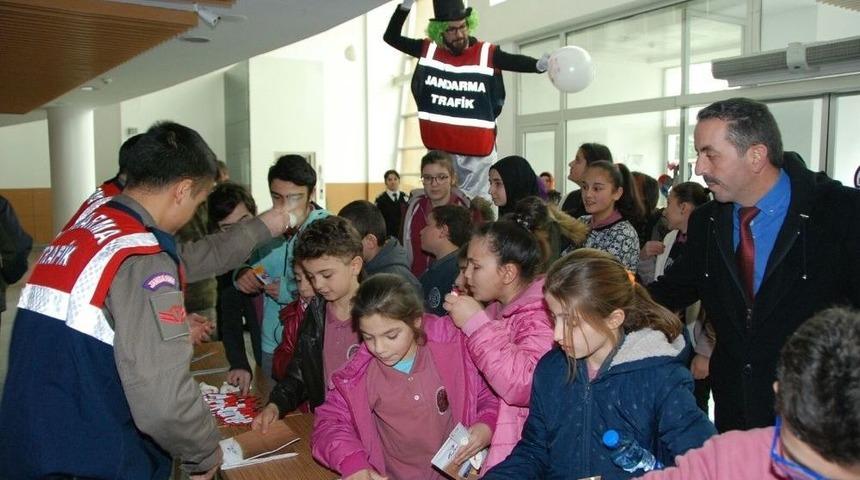 Jandarma&rsquo;dan Trafik Semineri