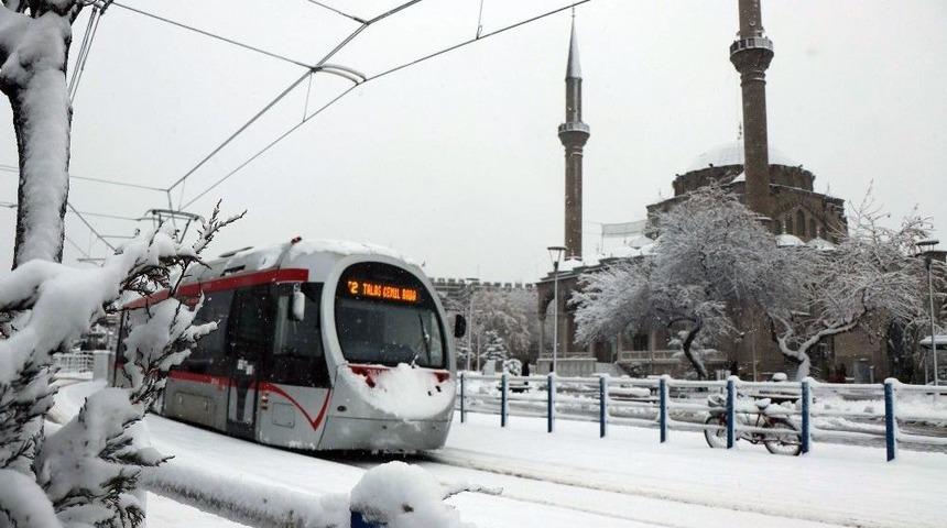 Kayseri&rsquo;de Kar Sevinci
