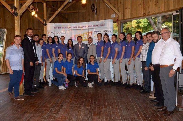 Bozüyük Belediyesi İdman Yurduspor Voleybol Takımı Yeni Sezona Başladı