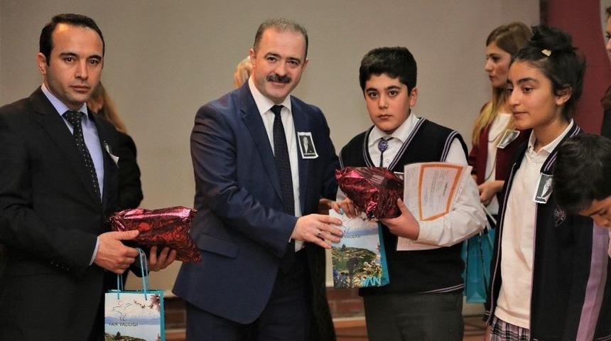 Tuşba Belediyesi Öğrencileri Ödüllendiriyor