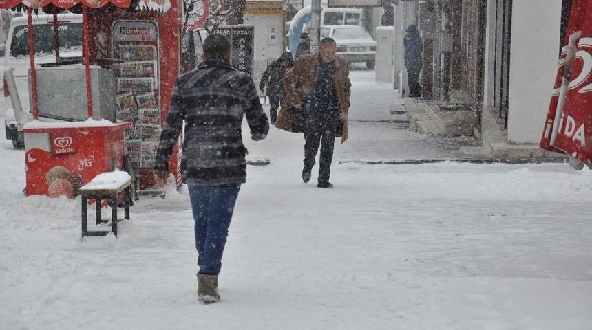 Kars&rsquo;ta 39 K&ouml;y Yolu Ulaşıma Kapandı