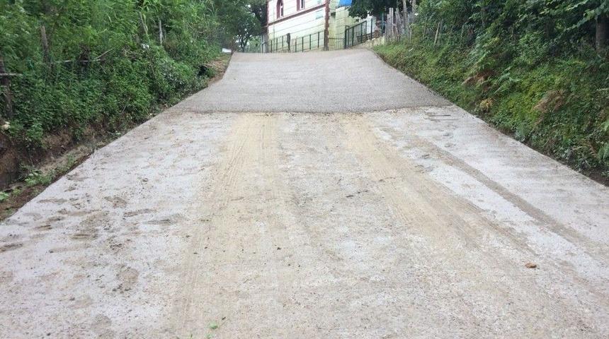 Aslancami&rsquo;de Beton Yol İnşaatı Tamamlanıyor