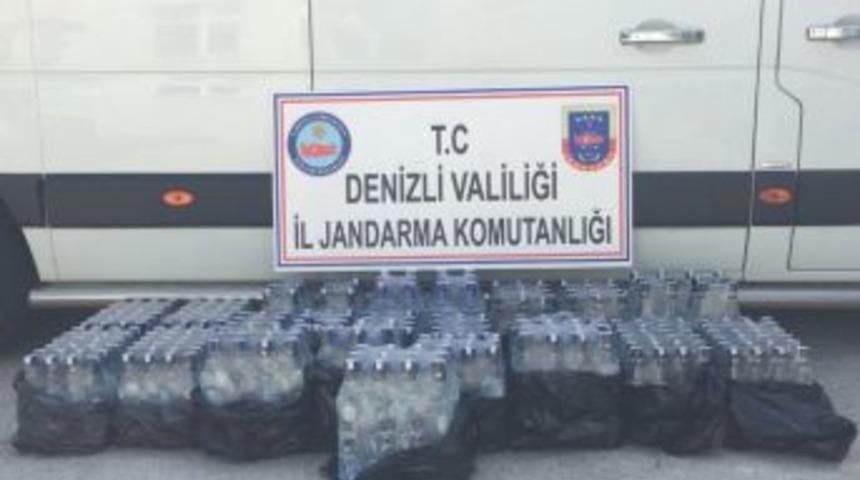 Jandarma 217 Şişe Ka&ccedil;ak Alkol Ele Ge&ccedil;irdi