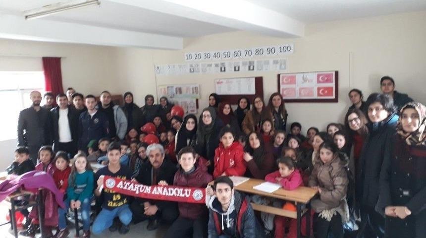 Bir G&uuml;n Ansızın Geldiler