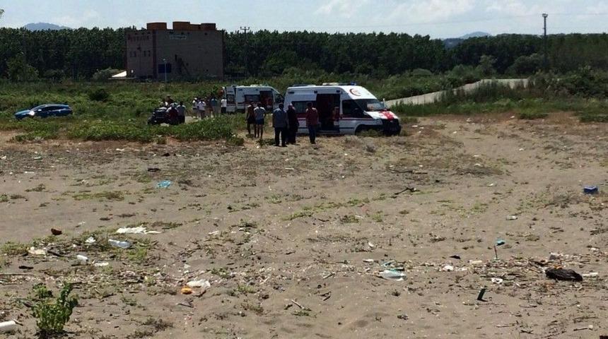 Denizde Boğulma Tehlikesi Geçiren Genç Yaşam Mücadelesi Veriyor