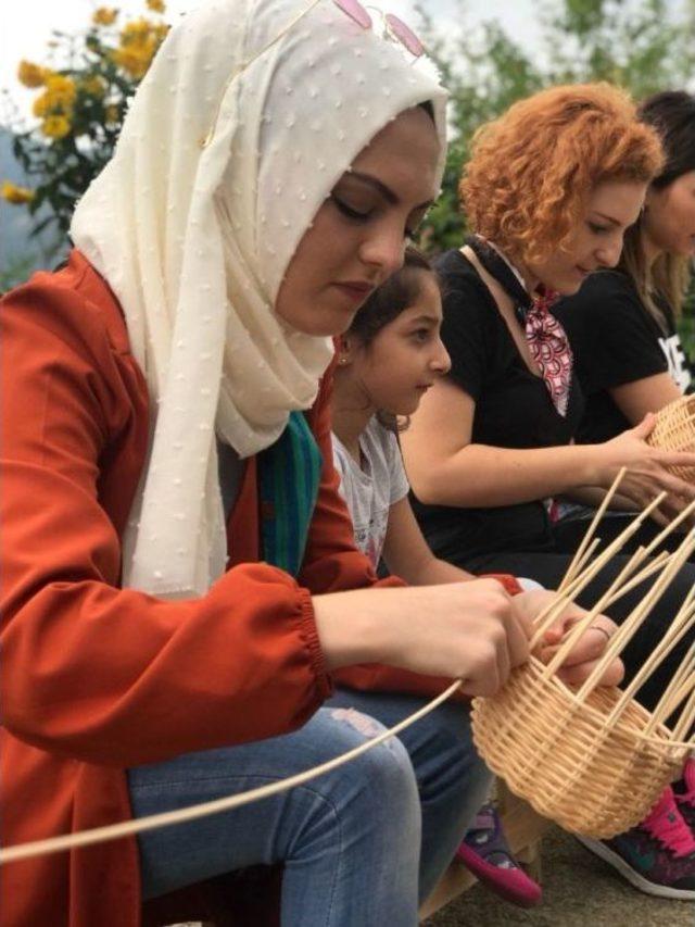 Fındığın Bahçeden Fabrikaya Ve Sofraya Uzanan Hikayesine Tanık Olmak İçin Bir Araya Geldiler