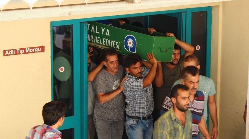 Suriyeli &Ccedil;ocuğu &Ouml;l&uuml;m Lokantada Yakaladı