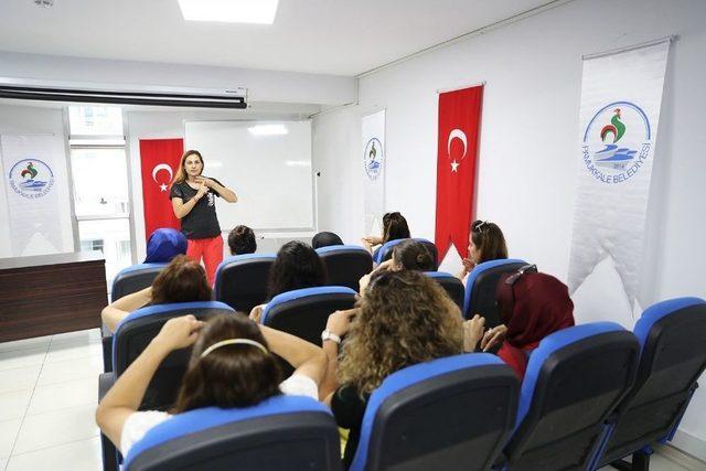 Pamukkale Belediyesi’nden Ücretsiz ‘işaret Dili’ Kursu