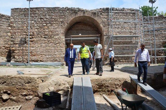 2 Bin Yıllık Tarihi İstanbul Kapı’da Şapel Ve Taştan Yollar Ortaya Çıktı