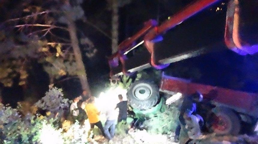 Trakt&ouml;r&uuml;n Altında Kalan Kişi, Vin&ccedil; Yardımıyla Kurtarıldı