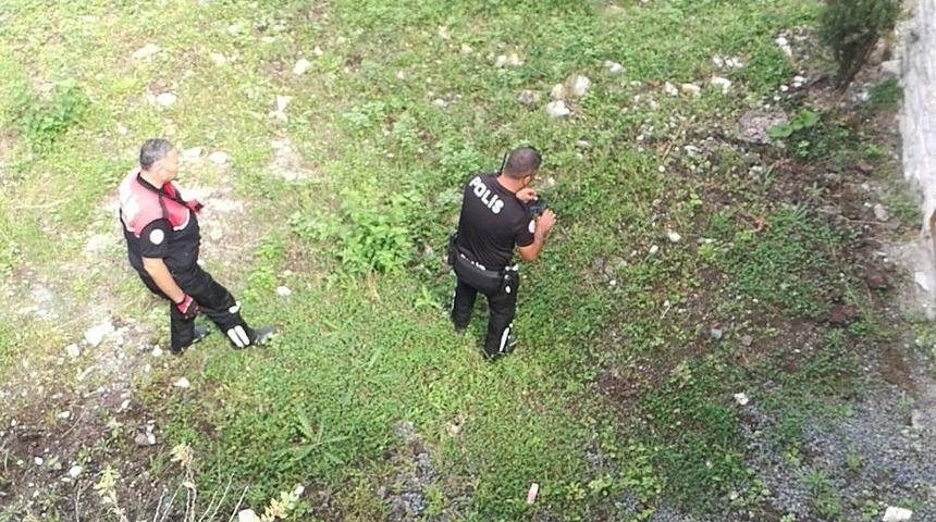 Oyuncak Tabanca, Polisi Alarma Ge&ccedil;irdi