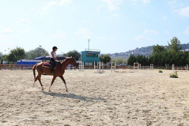 Başkan Karaosmanoğlu:“kocaeli’de Atlı Spor Şahlanacak”