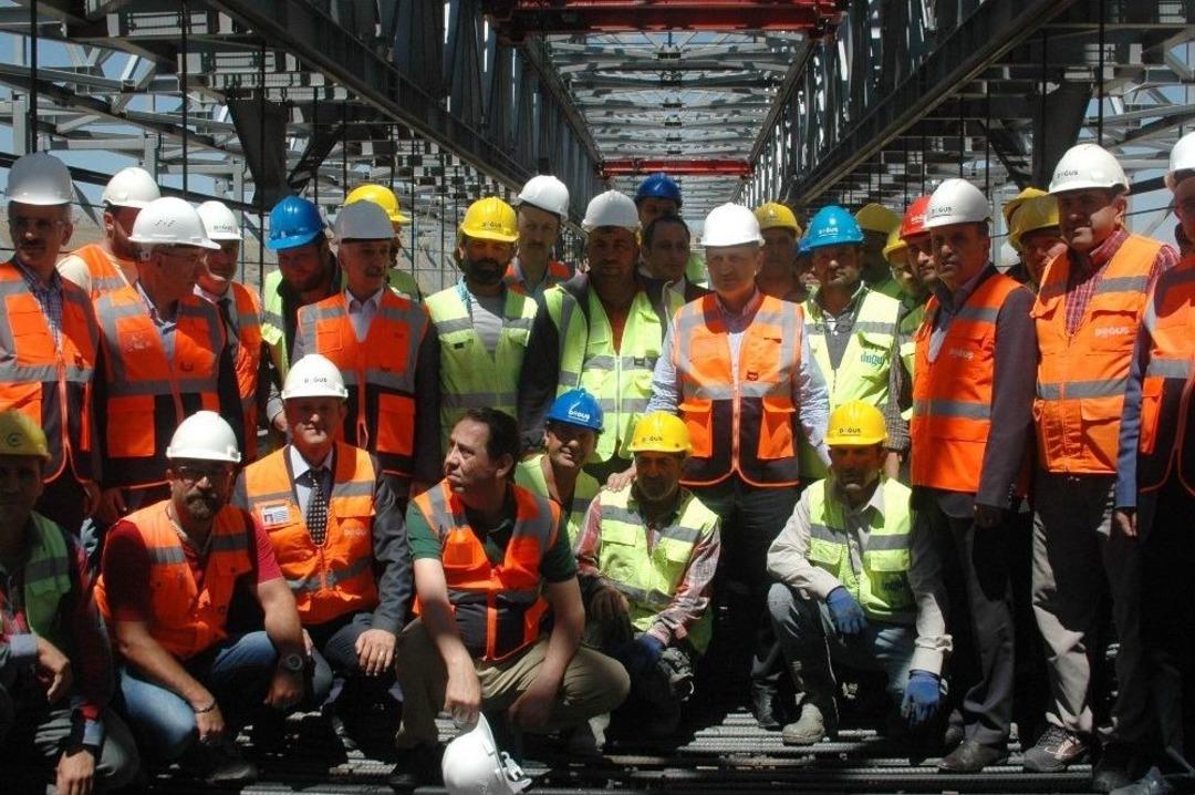 Bakan Turhan Ankara-sivas Yht Hattı İnşaatında İncelemelerde Bulundu