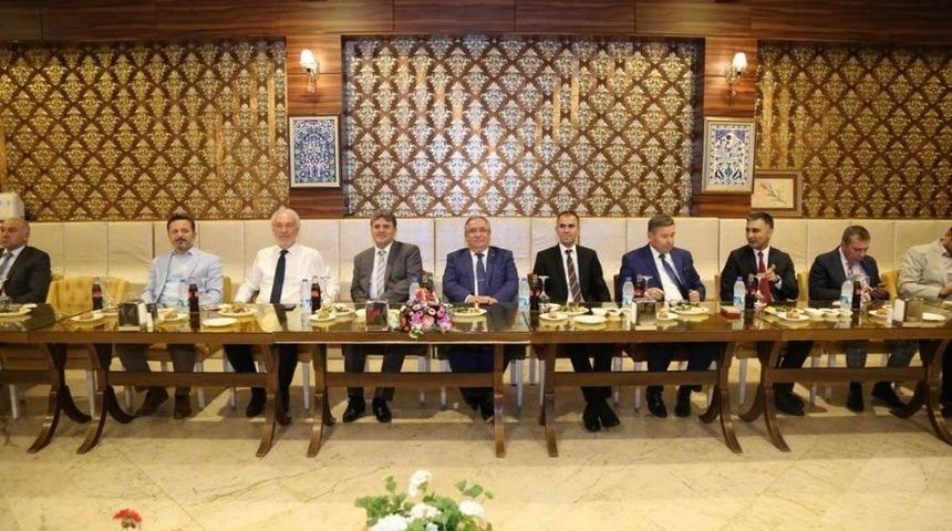 Tayinleri &Ccedil;ıkan Hakim Ve Savcılara Veda Yemeği