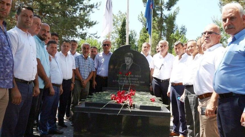 Denizer, Katledilişinin 19. Yılında Mezarı Başında Anıldı