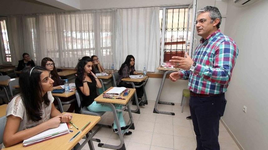 &Uuml;niversite Yolunda &lsquo;tercih&rsquo; Desteği