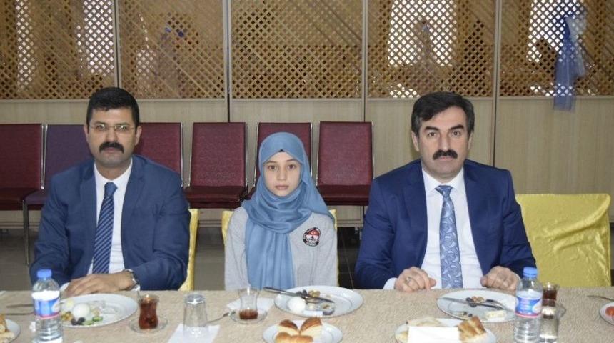 Şarkışla&rsquo;da &Ouml;ğrenci Meclisi Toplantısı Yapıldı