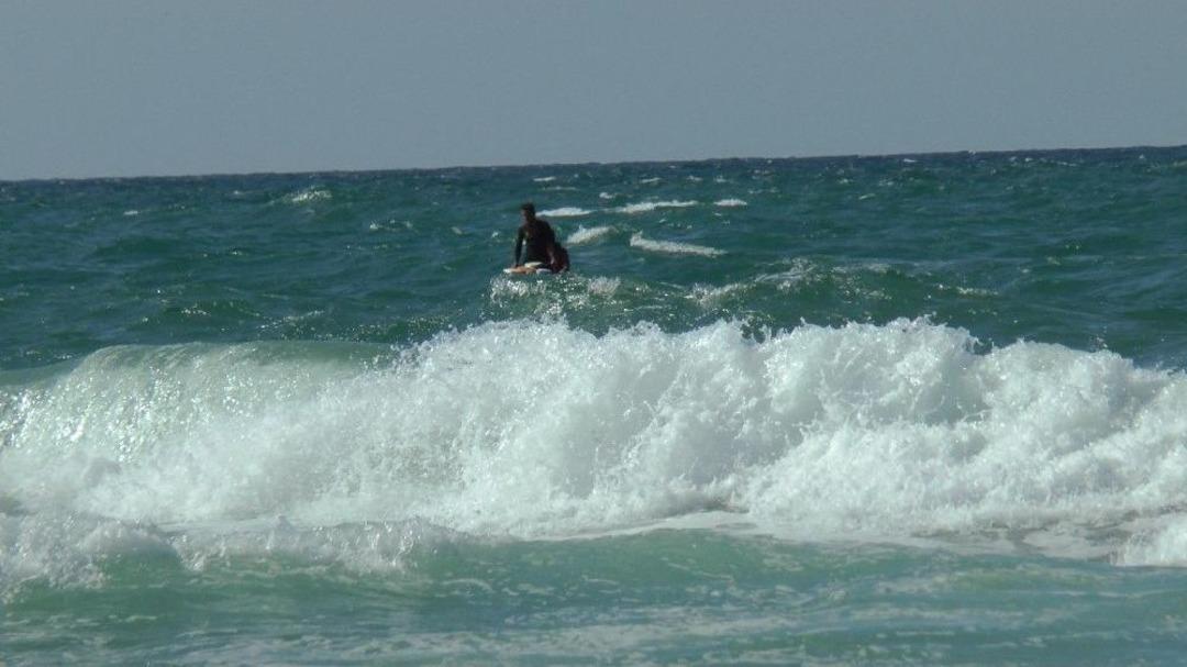 Şile&rsquo;de Deniz Kenarında Oynayan &Ccedil;ocuk Dalgalara Kapılarak Kayboldu