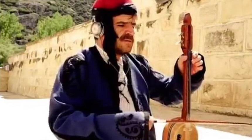 Antalyalı Yerel Sanat&ccedil;ı Kalbine Yenik D&uuml;şt&uuml;