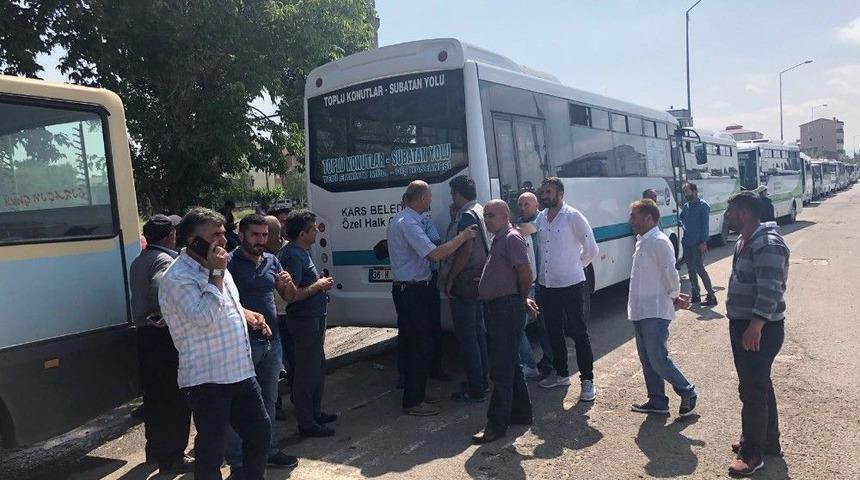 Kars&rsquo;ta Dolmuş&ccedil;ular Kontak Kapattı