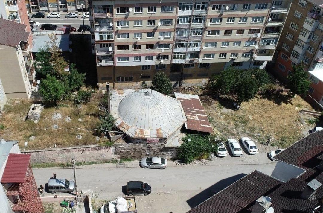 Tarihi Hamamın Fiyatı Dudak U&ccedil;uklatıyor