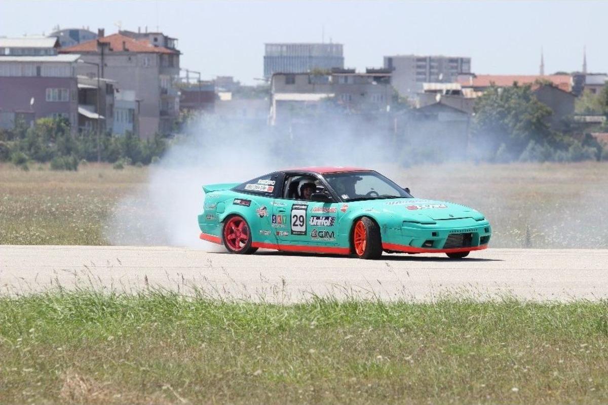 Yeşil Bursa Rallisi&rsquo;nde Lastikler Yandı