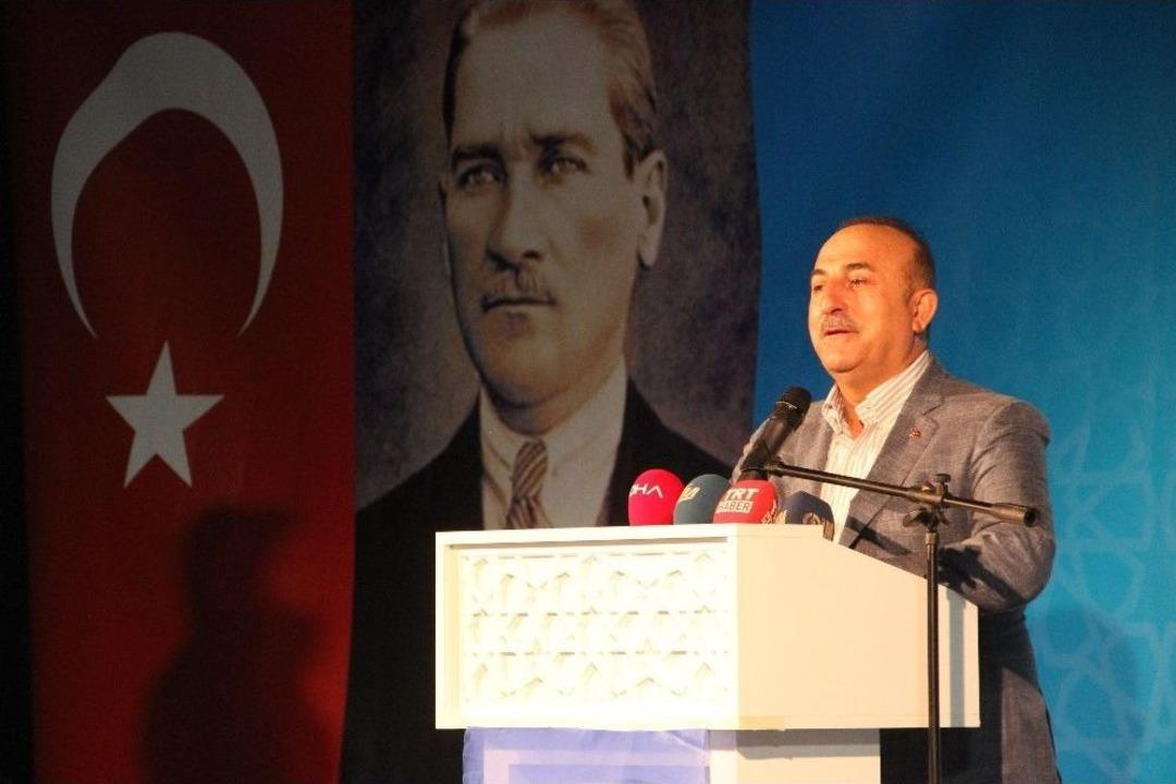 Dışişleri Bakanı &Ccedil;avuşoğlu: "t&uuml;rk Milleti Tehdide Boyun Eğmez"