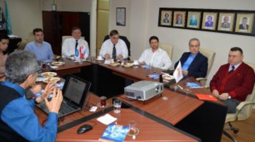 Meslek&icirc; Eğitimde Sanal Ger&ccedil;eklik Aplikasyonu