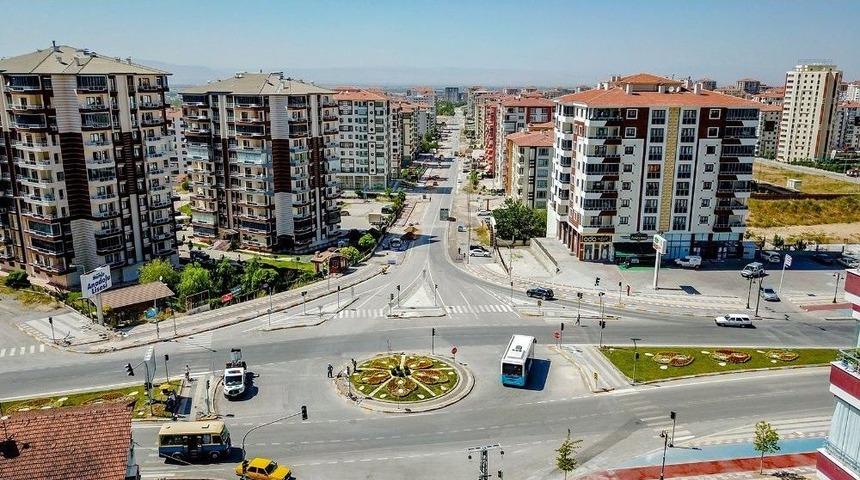 Gülay Caddesinde Çalışmalar Devam Ediyor