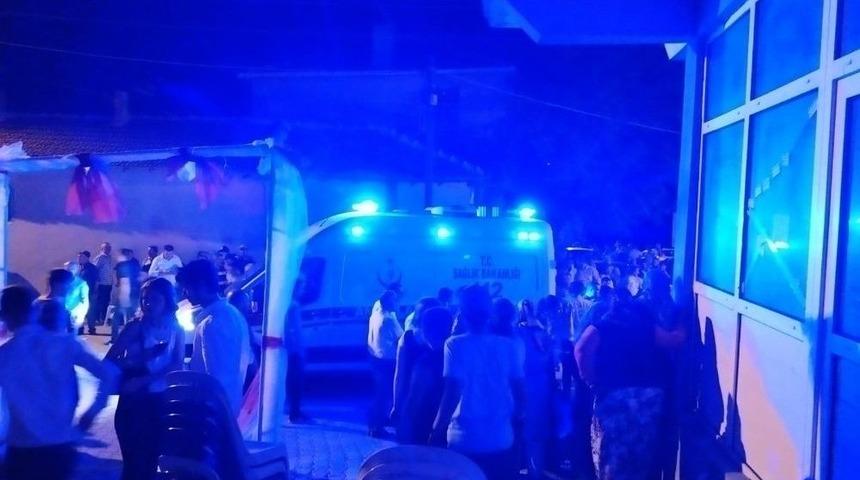 Tekirdağ&rsquo;da Havai Fişeklerden &Ccedil;ıkan Yangın Korkuttu