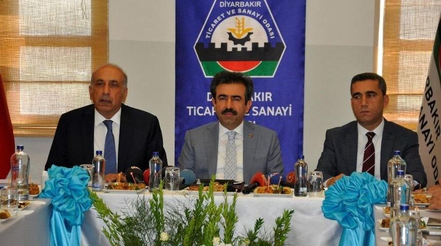 100 Günlük İcraat Diyarbakır’da Da Başladı