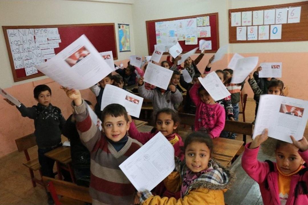 Sınırın &Ccedil;ocukları Karne Aldı