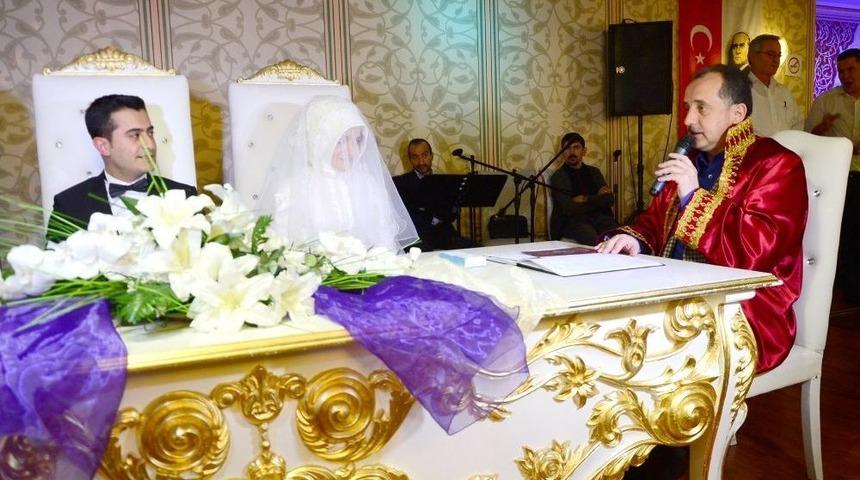 Evlendirme Dairelerinde 08.08.2018 Yoğunluğu