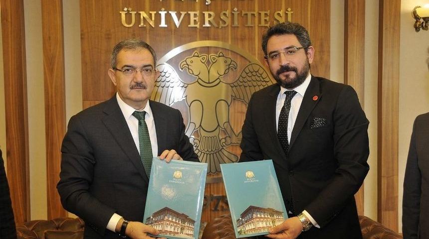 Sel&ccedil;uk İle T&uuml;msiad Konya Şubesi Arasında Y&uuml;ksek Lisans Protokol&uuml;